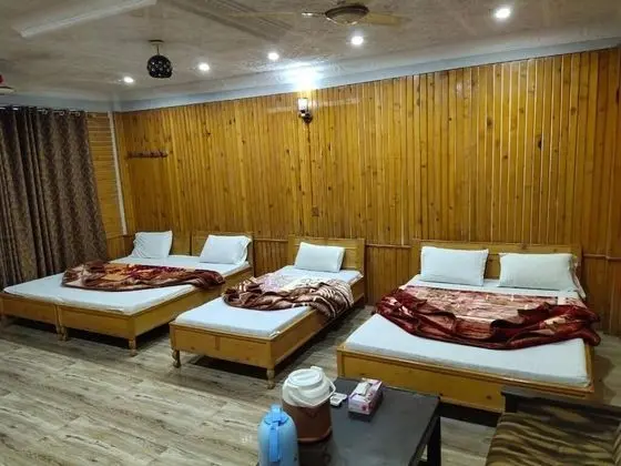 Deluxe Üç Kişilik Oda