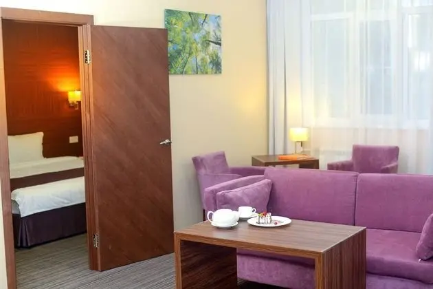 Süit, 1 Çift Kişilik Yatak