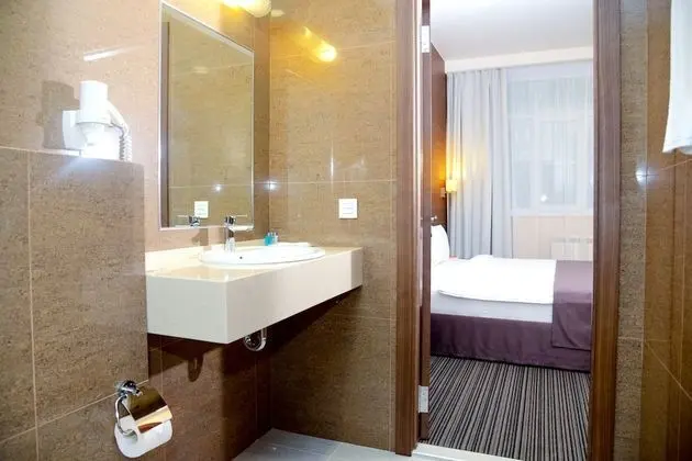 Süit, 2 Tek Kişilik Yatak