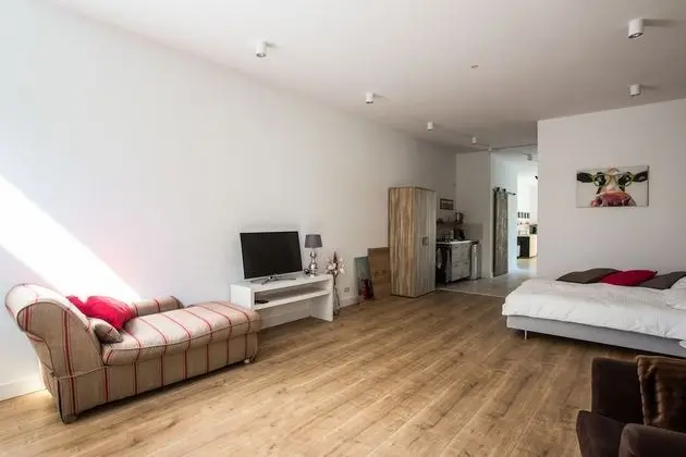 Apart Daire, Bahçe Manzaralı