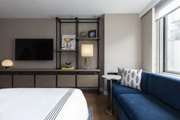 Oda, 1 En Büyük (King) Boy Yatak (High Floor, Lounge)