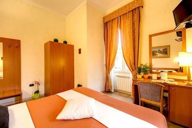 Tek Büyük veya İki Ayrı Yataklı Oda