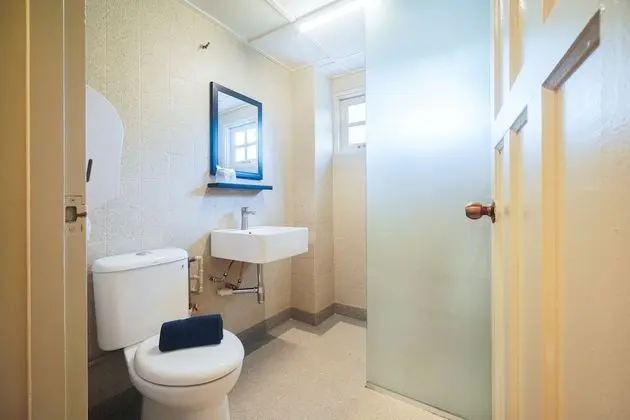 Apart Daire, 3 Yatak Odası (Stair Access Only)