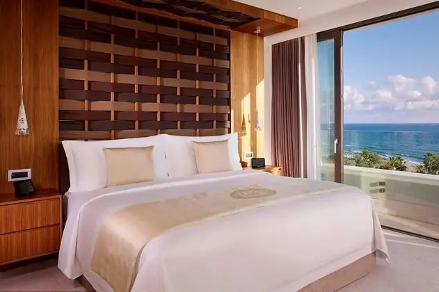 Junior Panoramic Suite, 1 Bedroom, Balcony, Sea View