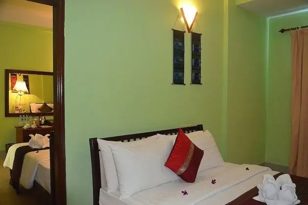 Deluxe Family Connecting Room