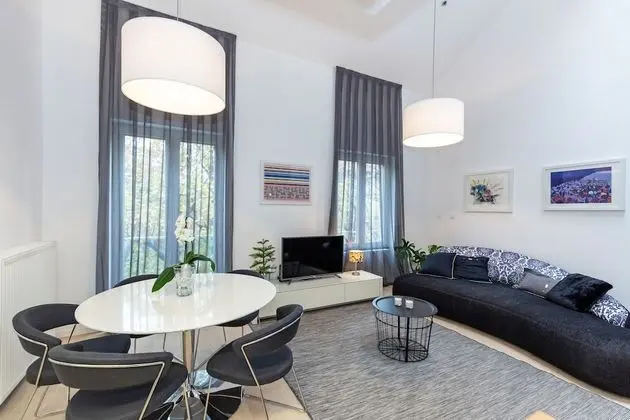 Deluxe Çatı Katı (Loft), 2 Yatak Odası, 2 Banyolu