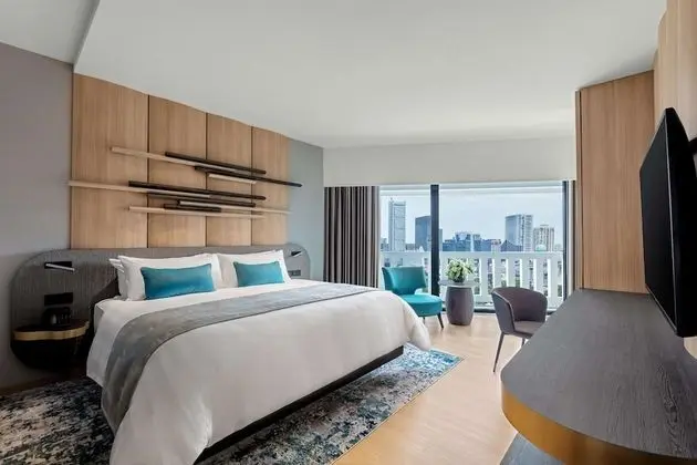 Urban Deluxe Room