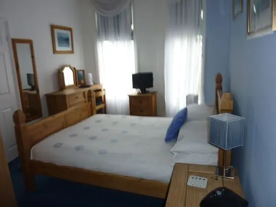 Comfort Tek Büyük veya İki Ayrı Yataklı Oda