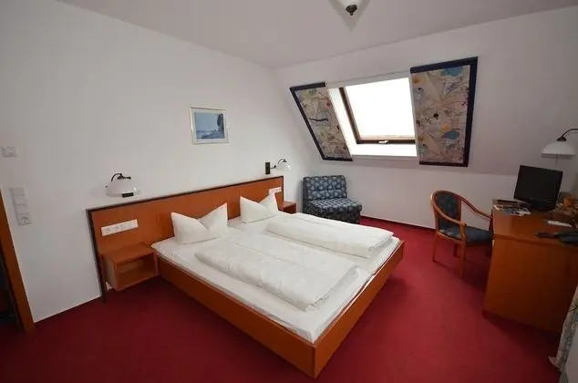 Tek Büyük Yataklı Oda