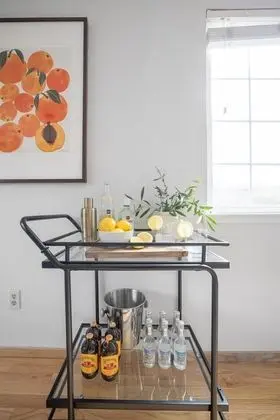 Ev