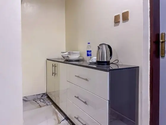 Executive Tek Büyük Yataklı Oda, Özel Banyo, Havuz Manzaralı
