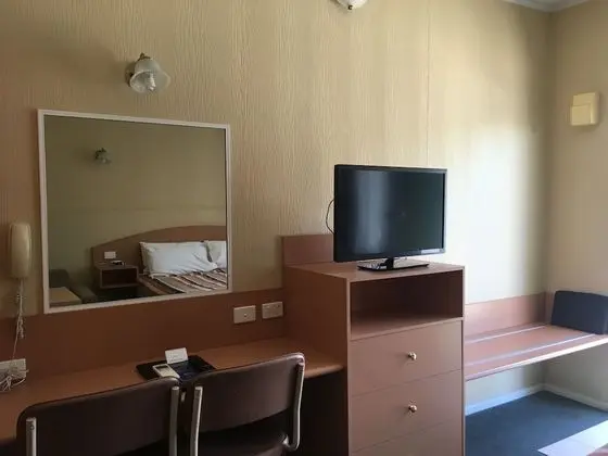 Standard Oda, 1 Büyük (Queen) Boy Yatak, Sigara İçilmez