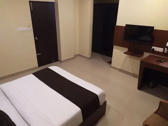 Deluxe Tek Büyük Yataklı Oda, 1 Büyük (Queen) Boy Yatak, Şehir Manzaralı