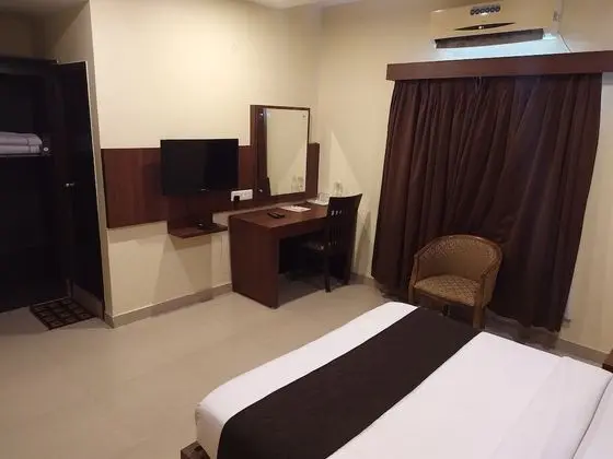 Deluxe Tek Büyük Yataklı Oda, 1 Büyük (Queen) Boy Yatak, Şehir Manzaralı