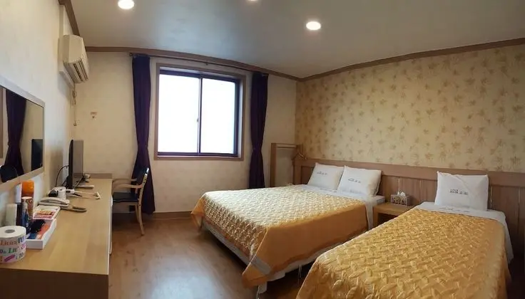Deluxe İki Ayrı Yataklı Oda (for 3 persons)