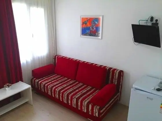 Apart Daire, 2 Yatak Odası, Küçük Mutfak