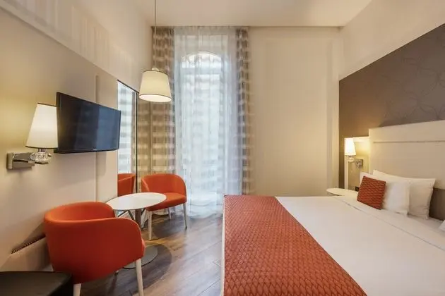 Deluxe Tek Büyük Yataklı Oda (Comunicada)