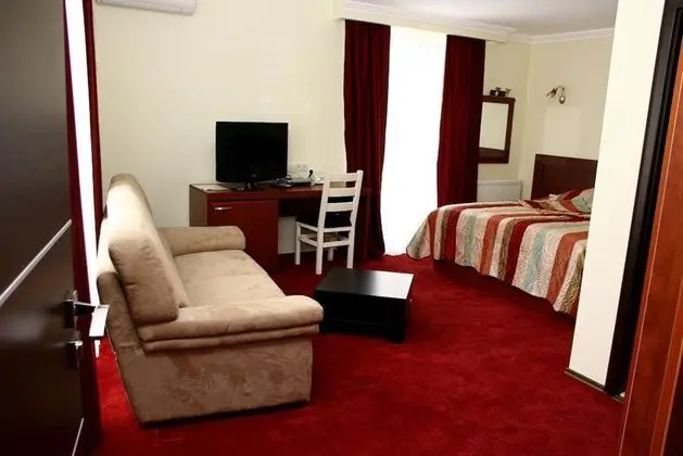 Üçlü Standard