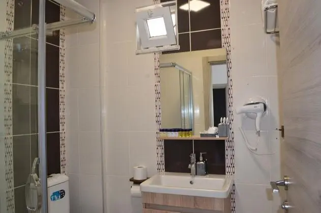 Üç Kişilik Oda, Şehir Manzaralı, Balkonlu