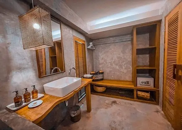Superior Beachfront Room