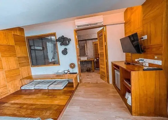 Superior Beachfront Room