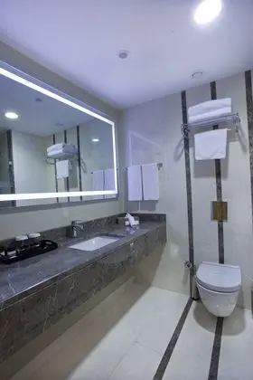 Superior Tek Büyük veya İki Ayrı Yataklı Oda