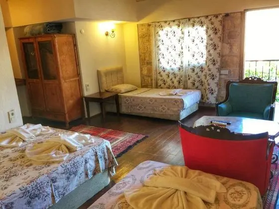Quad Standart Oda, Bahçe Manzaralı