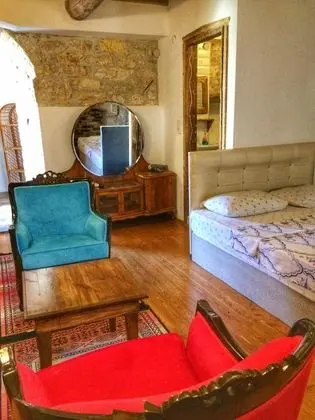 Triple, Şehir Manzaralı