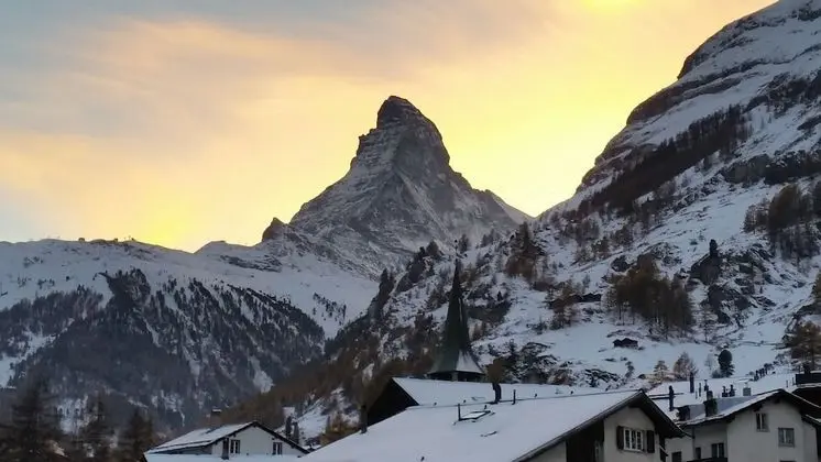 Tek Büyük Yataklı Oda, Dağ Manzaralı (Grand Lit Matterhorn)