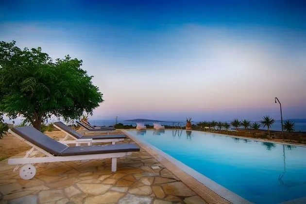 Villa, 3 Yatak Odası, Kişiye Özel Havuzlu, Deniz Manzaralı