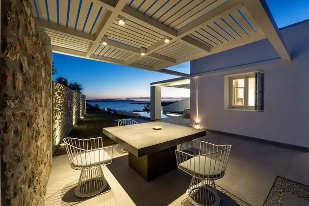 Grand Suite Private Pool Outdoor Lounge