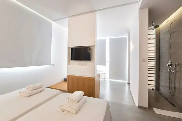 Grand Suite Private Pool Outdoor Lounge