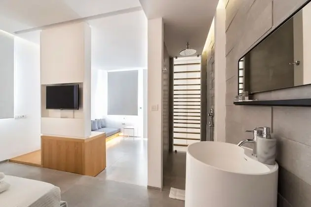 Grand Suite Private Pool Outdoor Lounge