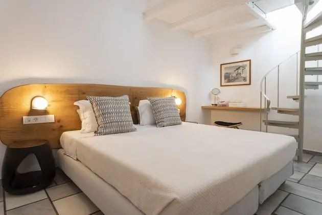 Superior Family Suite with Attic & Hot Tub