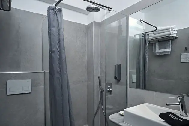 Standard Oda, Bahçe Manzaralı