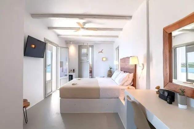 Double Suite, Jetted Tub
