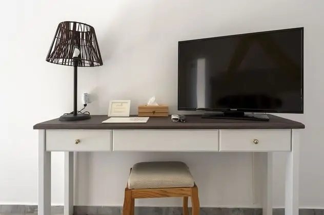 Connecting Rooms