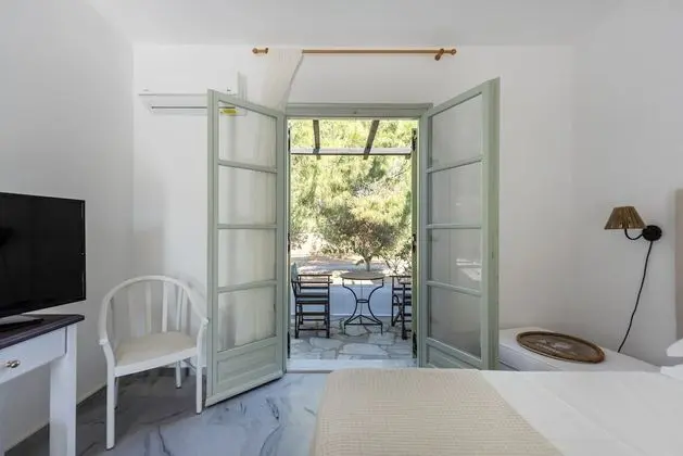Connecting Rooms