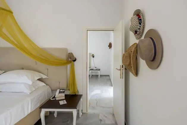 Connecting Rooms