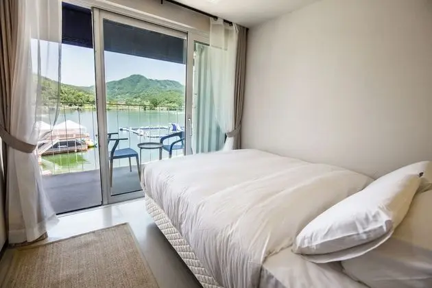 Standard Oda, Balkon