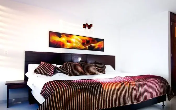 Standard Tek Büyük Yataklı Oda