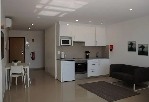 Stüdyo, 3 Tek Kişilik Yatak, Sigara İçilmez, Küçük Mutfak (Block A)