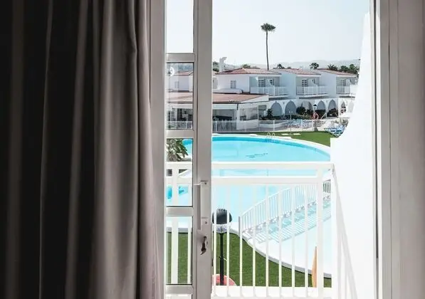 Bungalov, 1 Büyük (Queen) Boy Yatak, Havuz Manzaralı