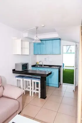 Bungalov, 1 Büyük (Queen) Boy Yatak, Havuz Manzaralı