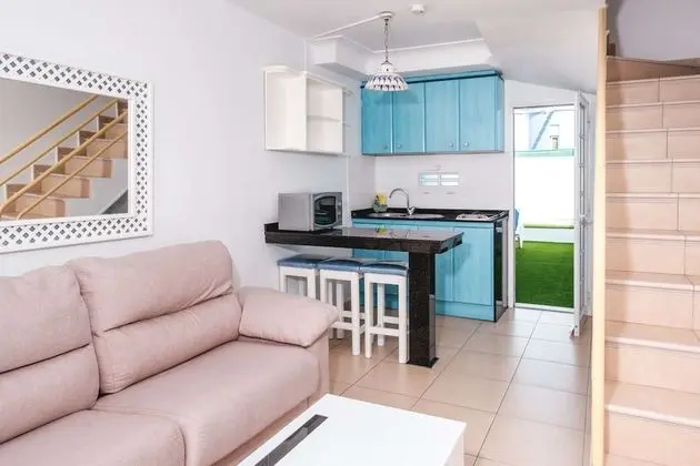 Bungalov, 1 Büyük (Queen) Boy Yatak, Havuz Manzaralı