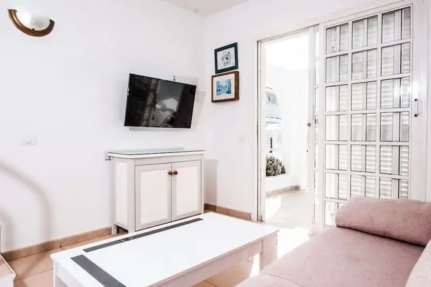 Bungalov, 1 Büyük (Queen) Boy Yatak, Havuz Manzaralı