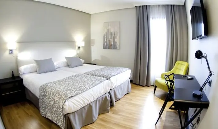 İki Ayrı Yataklı Oda