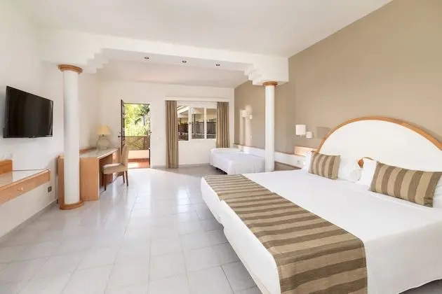Triple Room with terrace 2+1