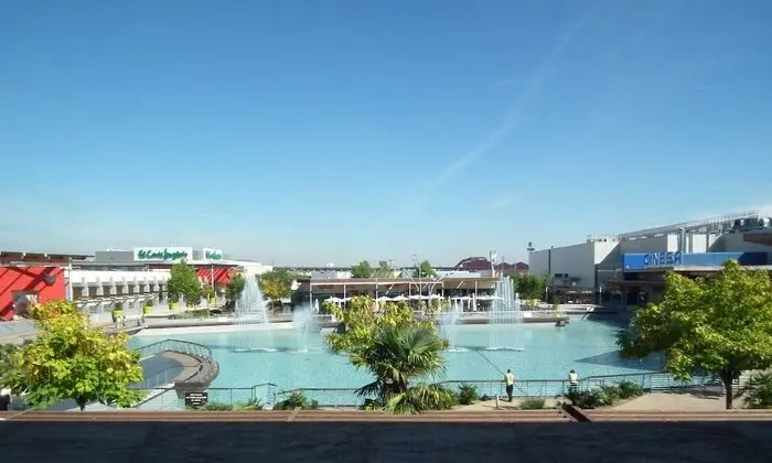 Standard Tek Büyük veya İki Ayrı Yataklı Oda, Göl Manzaralı