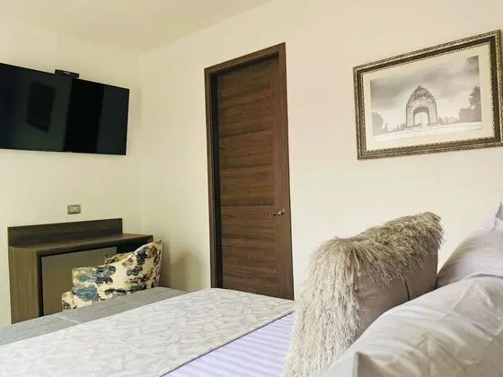 Deluxe Oda (Suite Napoles)